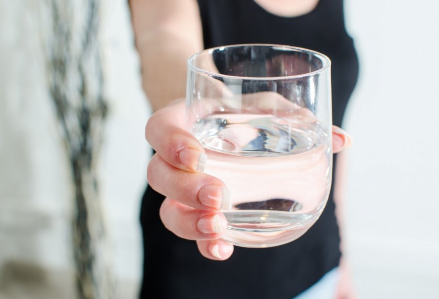 Ξέρεις πόσο νερό πρέπει να πίνεις; (Η απάντηση δεν είναι 8 ποτήρια)