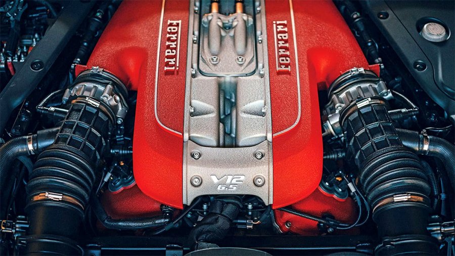 Η Ferrari θα συνεχίσει να προσφέρει αυτοκίνητα με κινητήρα εσωτερικής καύσης και μετά το 2036