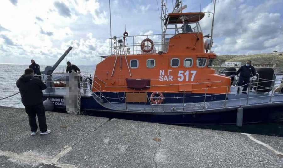 Φρίκη στη Ρόδο: Ψαράς εντόπισε πτώμα σε προχωρημένη σήψη στη θάλασσα