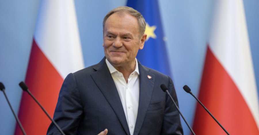 «Μαθήματα αριθμητικής» από τον Ντόναλντ Τουσκ: 500 εκατομμύρια Ευρωπαίοι ζητούν από 300 εκατομμύρια Αμερικανούς να τους προστατεύσουν από 140 εκατομμύρια Ρώσους